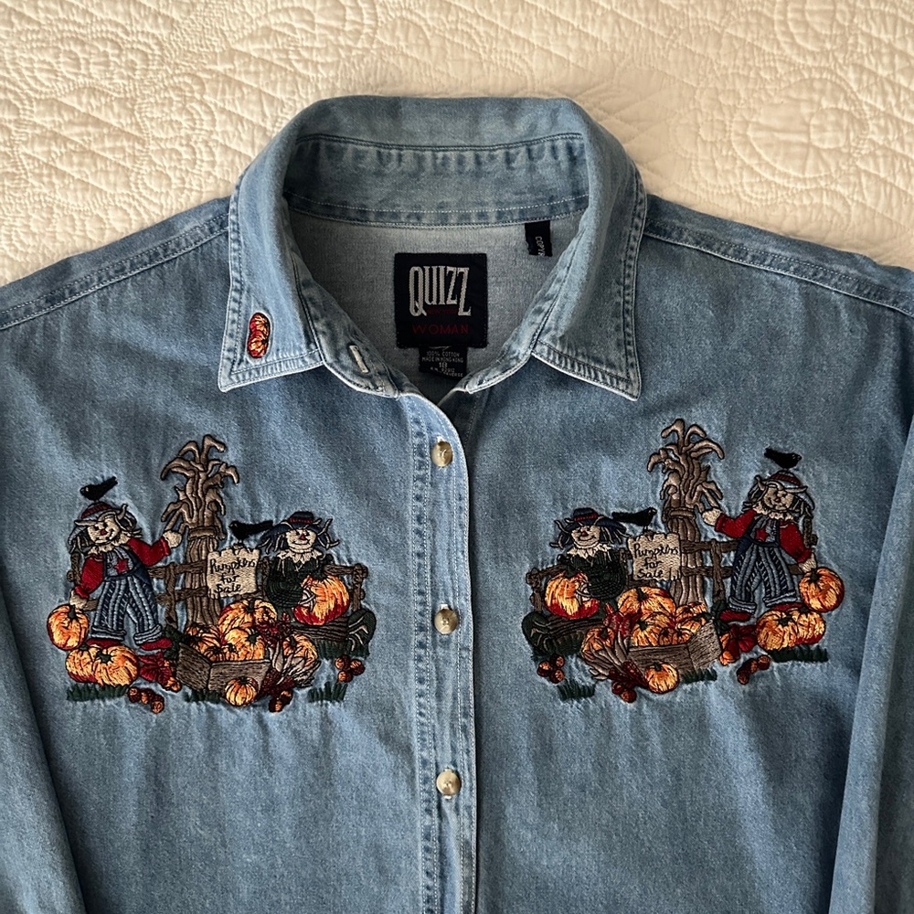 Quizz Women’s Vintage Denim Button Down Shirt Fall Pumpkin Harvest Embroidered - Picture 3 of 10